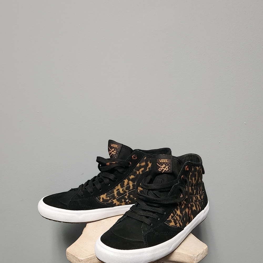 Vans Women's High-Top Sneakers - Black and Brown Leopard Print - Picture 2 of 6